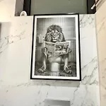 Aparthotel Lilas House
