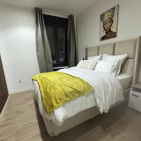 Lilas House 3*